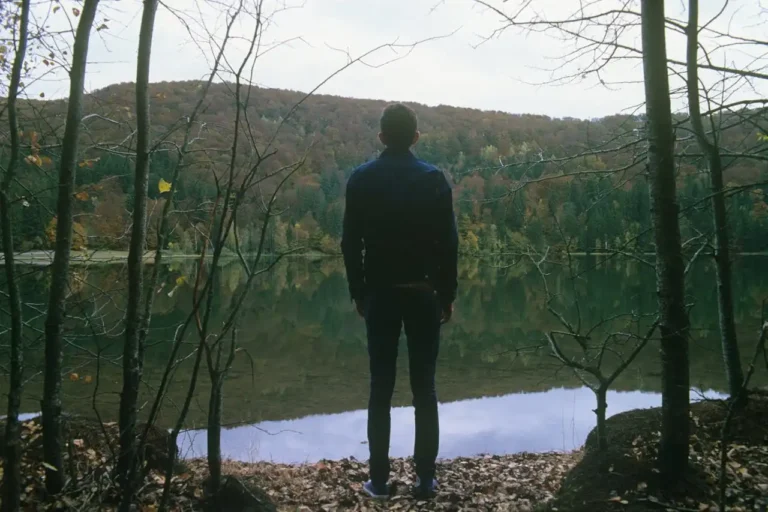 8 Signs God Doesn’t Want You To Do Something